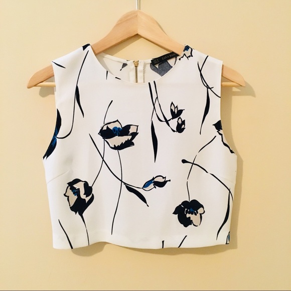 Zara Tops - Zara | Floral Crop Top